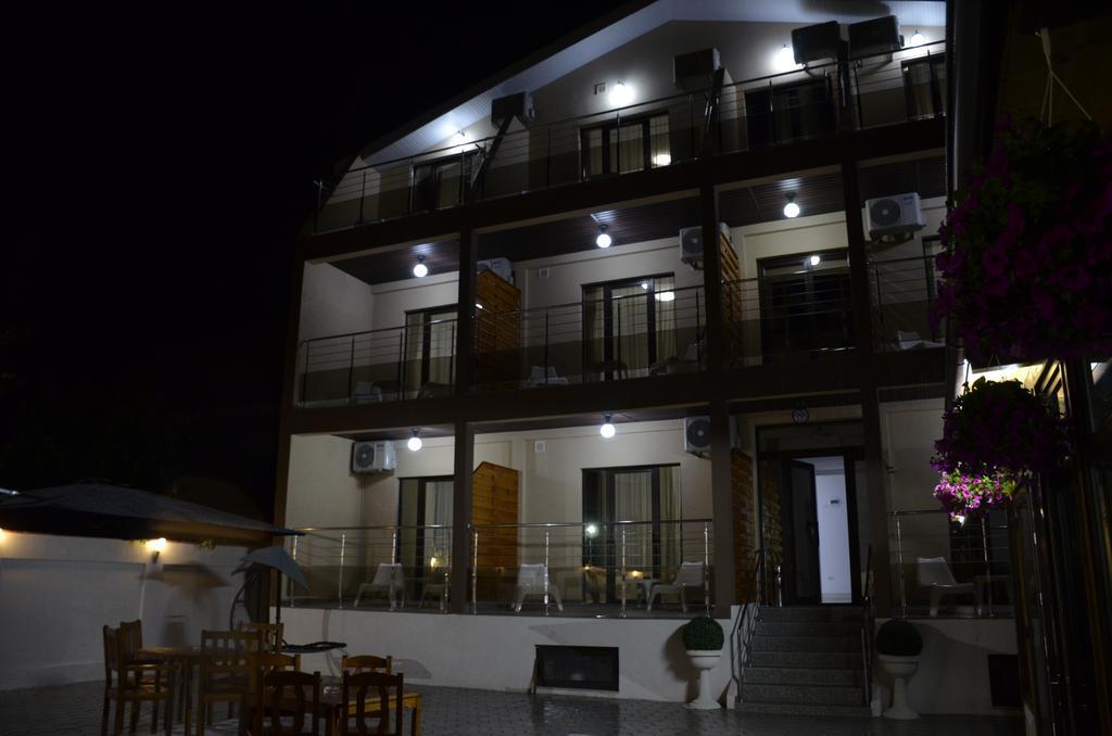 Razvan Holiday Costinesti Ngoại thất bức ảnh