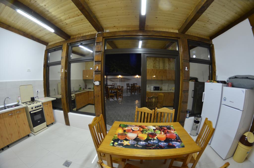 Razvan Holiday Costinesti Ngoại thất bức ảnh