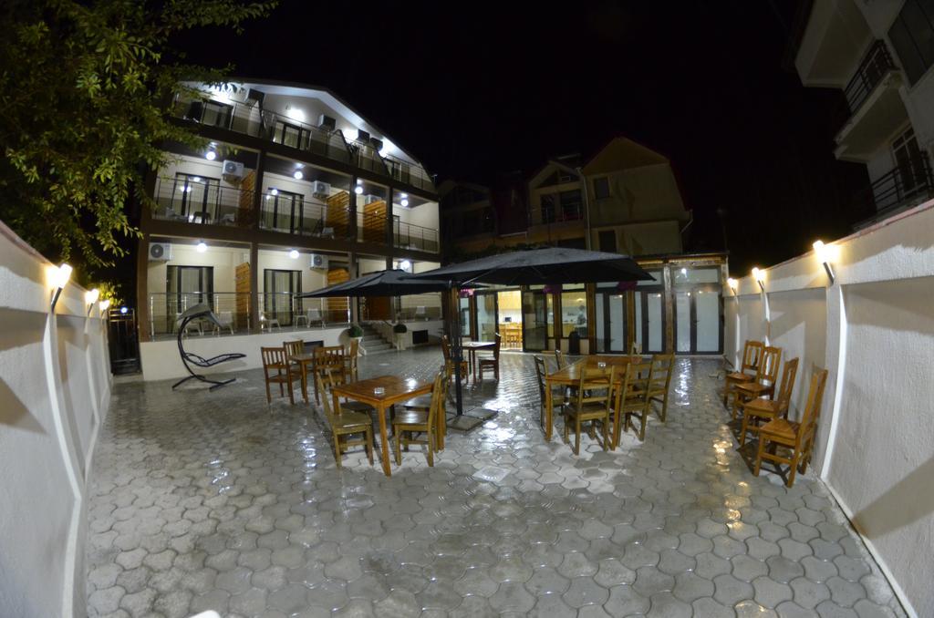 Razvan Holiday Costinesti Ngoại thất bức ảnh