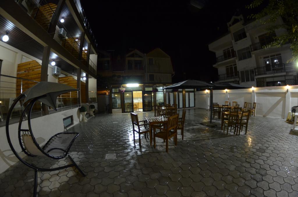 Razvan Holiday Costinesti Ngoại thất bức ảnh