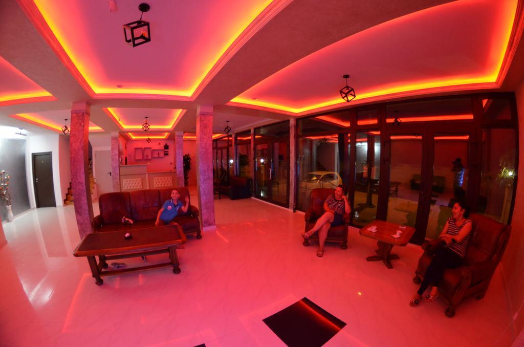 Razvan Holiday Costinesti Ngoại thất bức ảnh