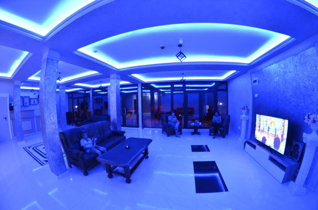 Razvan Holiday Costinesti Ngoại thất bức ảnh