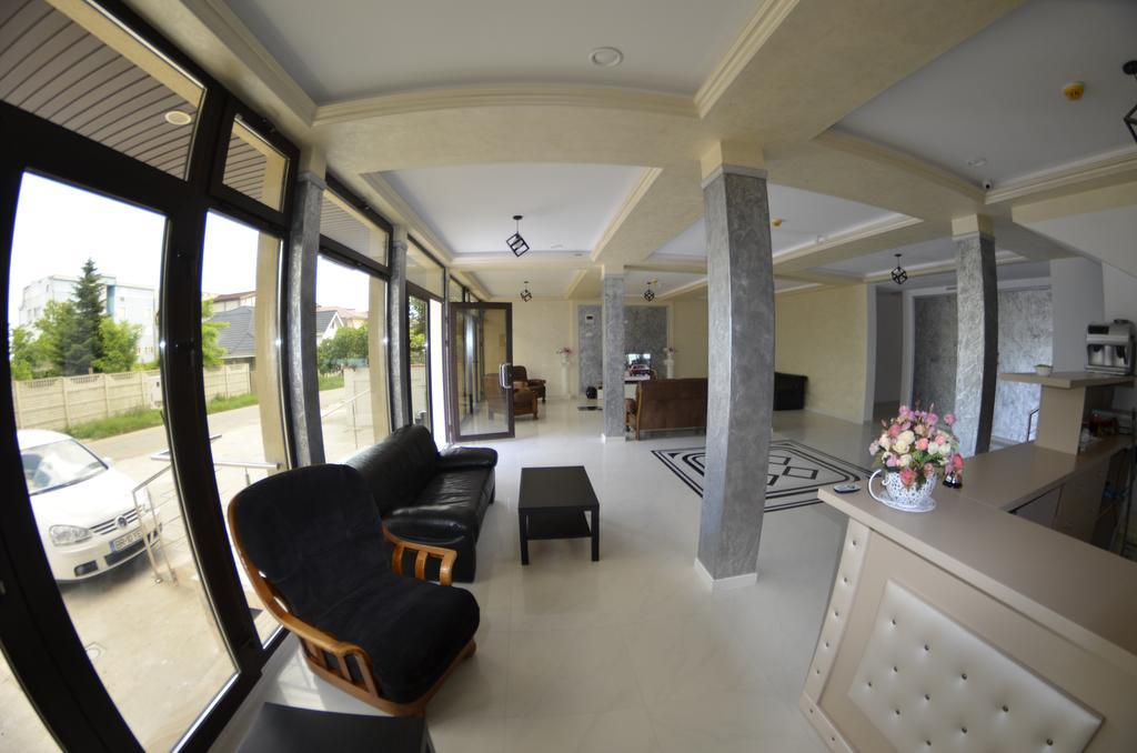 Razvan Holiday Costinesti Ngoại thất bức ảnh